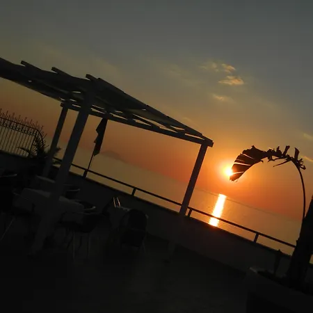 & La Porta Del Mare 3*