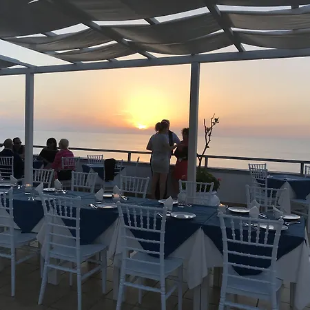 & La Porta Del Mare 3*