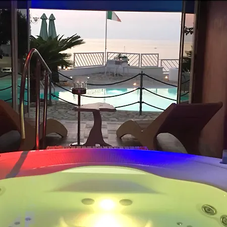 & La Porta Del Mare Tropea