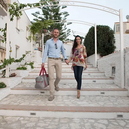 & La Porta Del Mare Hotel 3*