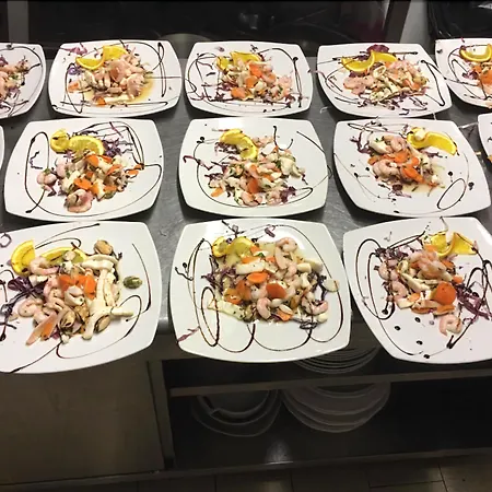 & La Porta Del Mare Hotel