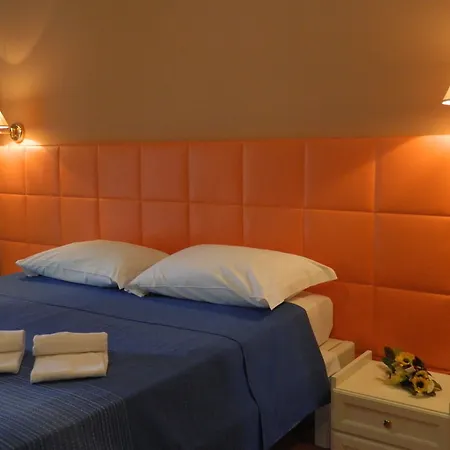 & La Porta Del Mare Hotel 3*