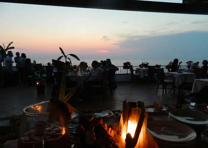 & La Porta Del Mare Hotell