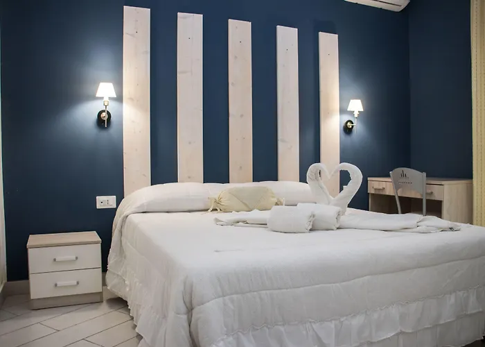 & La Porta Del Mare Hotell 3*